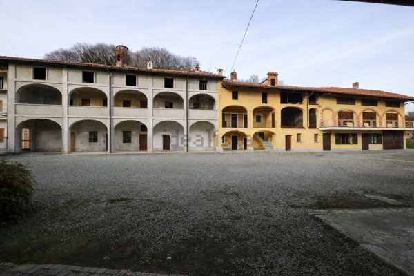 casa indipendente in vendita a Pavone Canavese