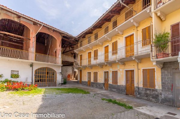 locale di sgombero in vendita a Pavone Canavese