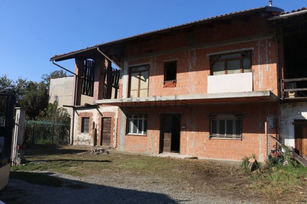 casa indipendente in vendita a Pavone Canavese