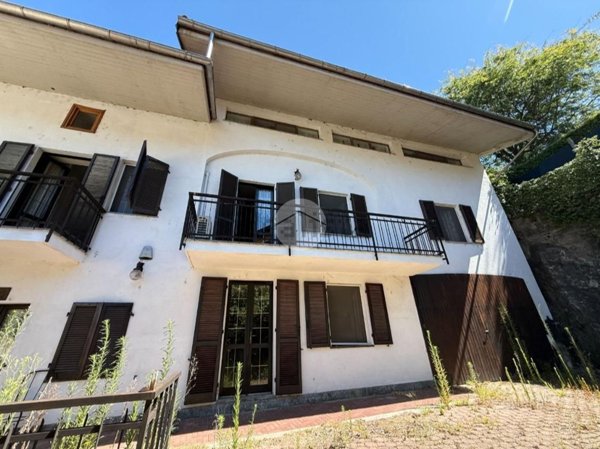 casa semindipendente in vendita a Pavone Canavese