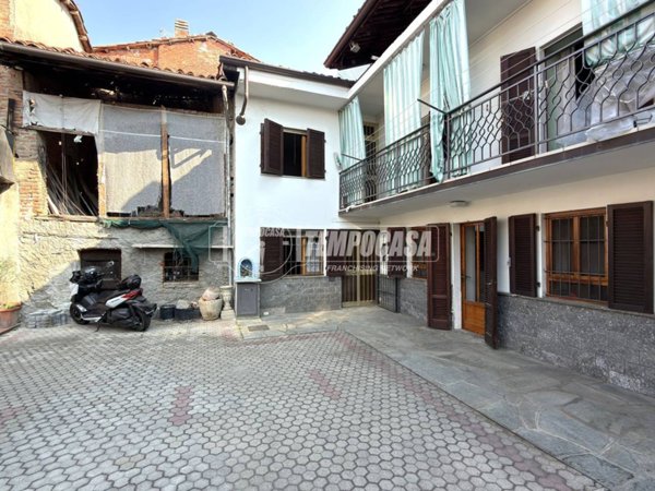 casa indipendente in vendita a Pavone Canavese