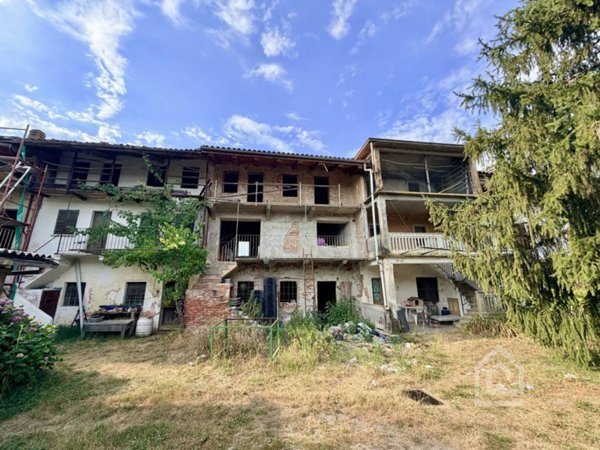 casa indipendente in vendita a Pavone Canavese