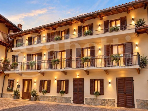 casa indipendente in vendita a Pavone Canavese