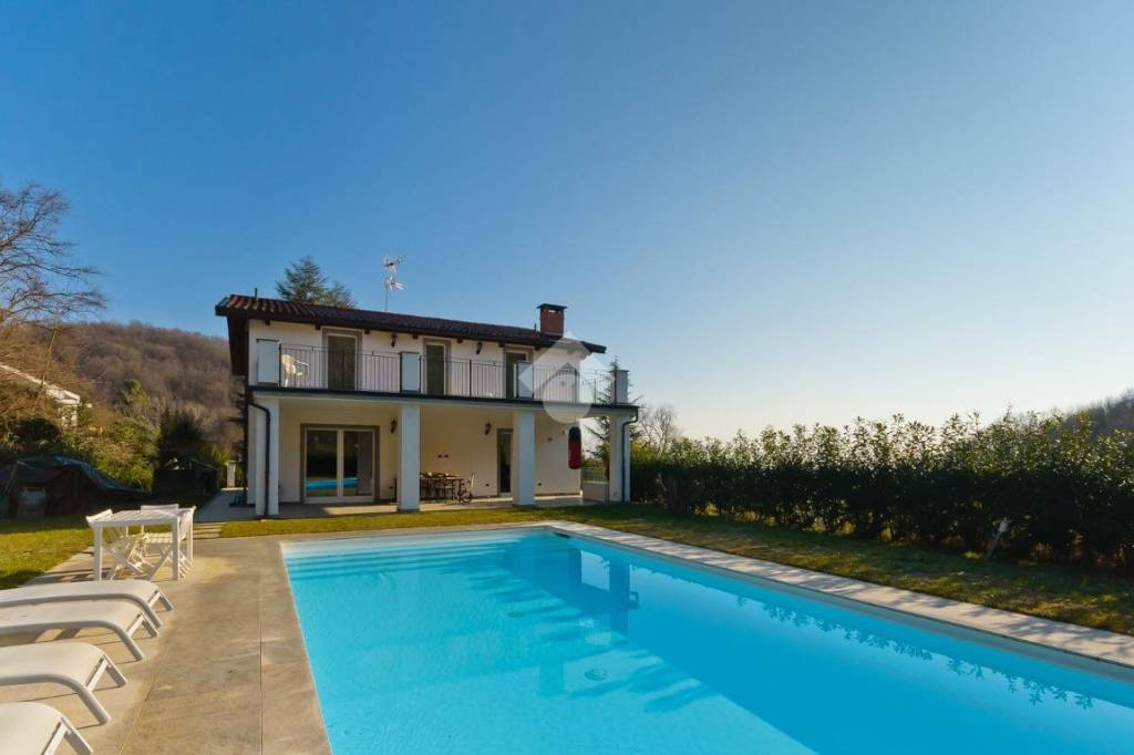 casa indipendente in vendita a Pecetto Torinese