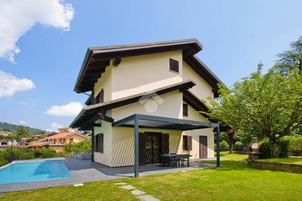 casa indipendente in vendita a Pecetto Torinese