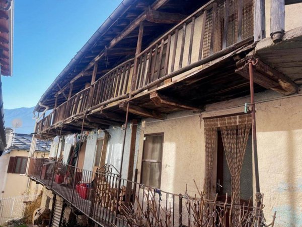 casa semindipendente in vendita a Perosa Argentina