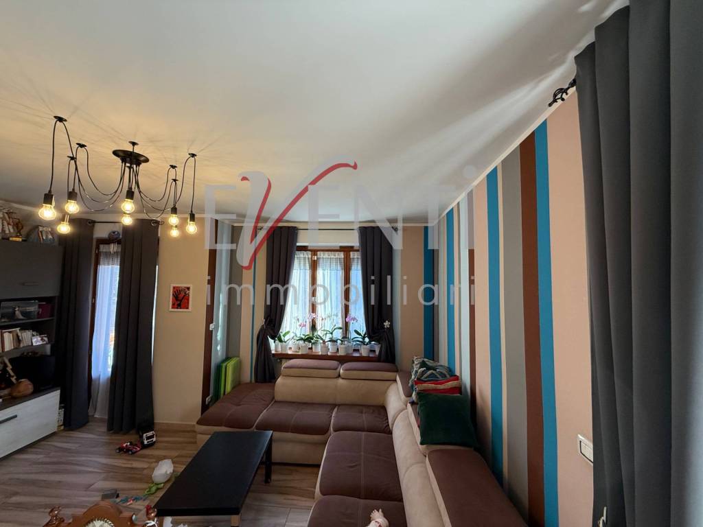 appartamento in vendita a Perosa Argentina