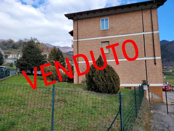 appartamento in vendita a Perosa Argentina