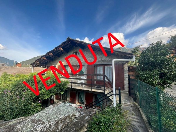 casa indipendente in vendita a Perosa Argentina