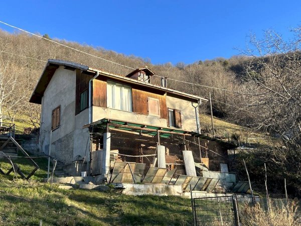 casa indipendente in vendita a Perosa Argentina