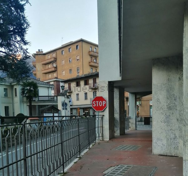 locale commerciale in vendita a Perosa Argentina