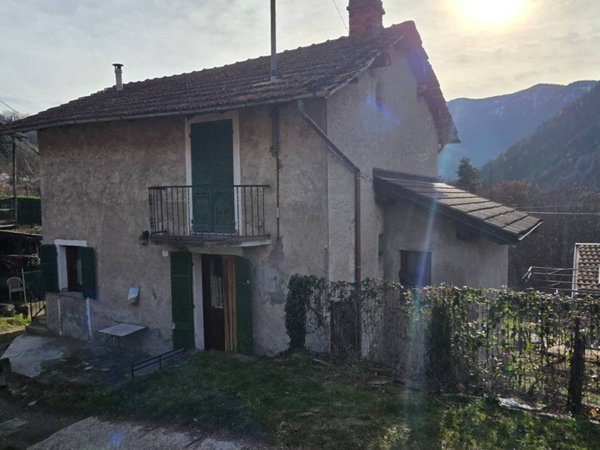 casa indipendente in vendita a Perosa Argentina