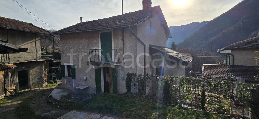 casa indipendente in vendita a Perosa Argentina