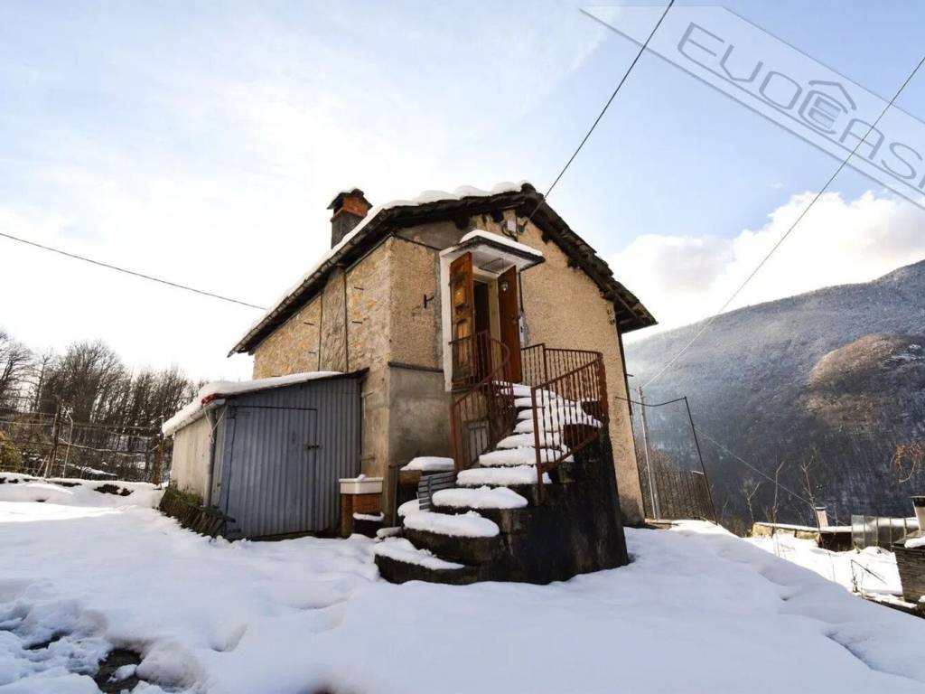 casa indipendente in vendita a Perosa Argentina