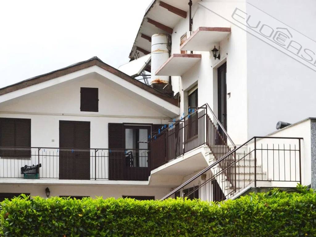 casa indipendente in vendita a Perosa Argentina