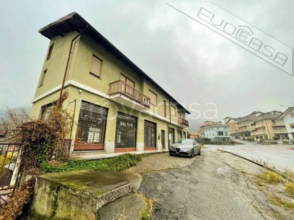 casa indipendente in vendita a Perosa Argentina