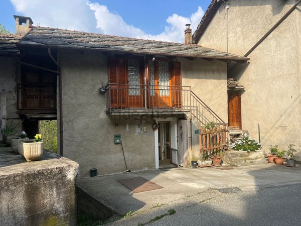 casa semindipendente in vendita a Perosa Argentina