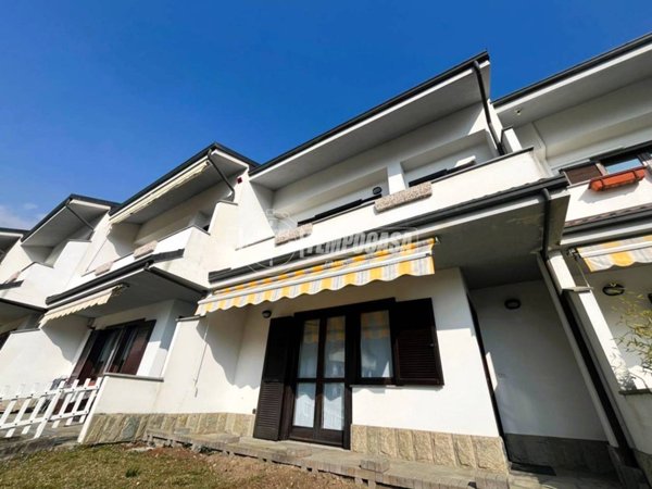 casa indipendente in vendita a Perosa Argentina