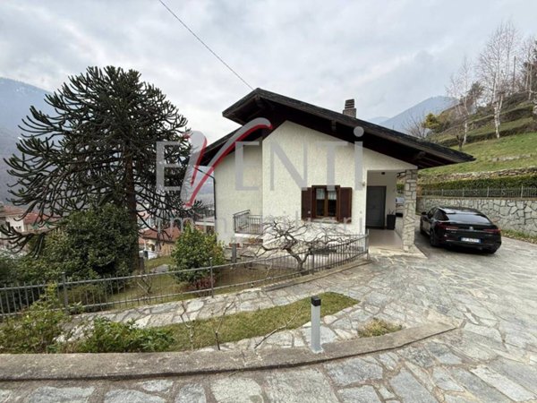 casa indipendente in vendita a Perosa Argentina