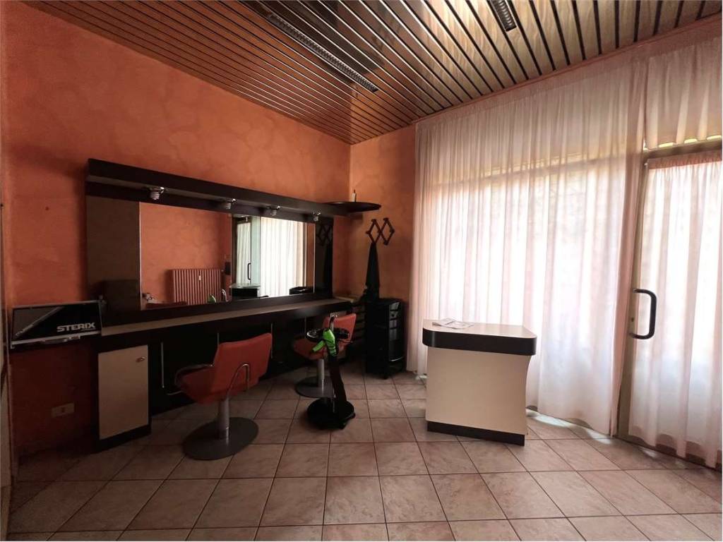 negozio in vendita a Perosa Argentina