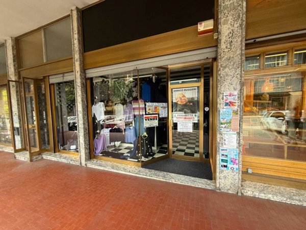 negozio in vendita a Perosa Argentina