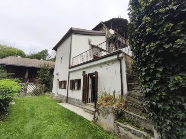 casa indipendente in vendita a Perosa Argentina