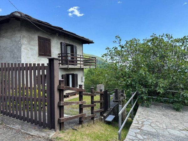 casa indipendente in vendita a Perosa Argentina