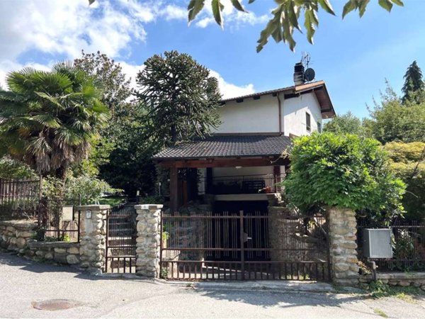casa indipendente in vendita a Perosa Argentina