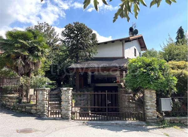 casa indipendente in vendita a Perosa Argentina