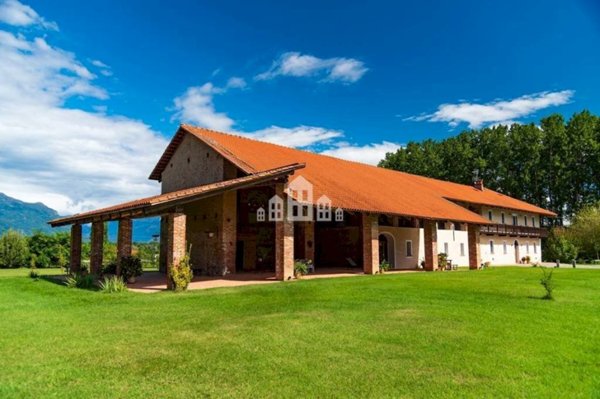 casa indipendente in vendita a Perosa Canavese