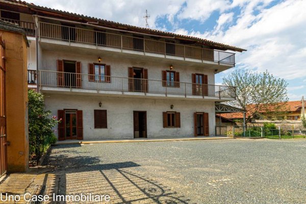 casa indipendente in vendita a Perosa Canavese