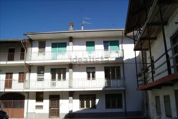 casa indipendente in vendita a Perosa Canavese