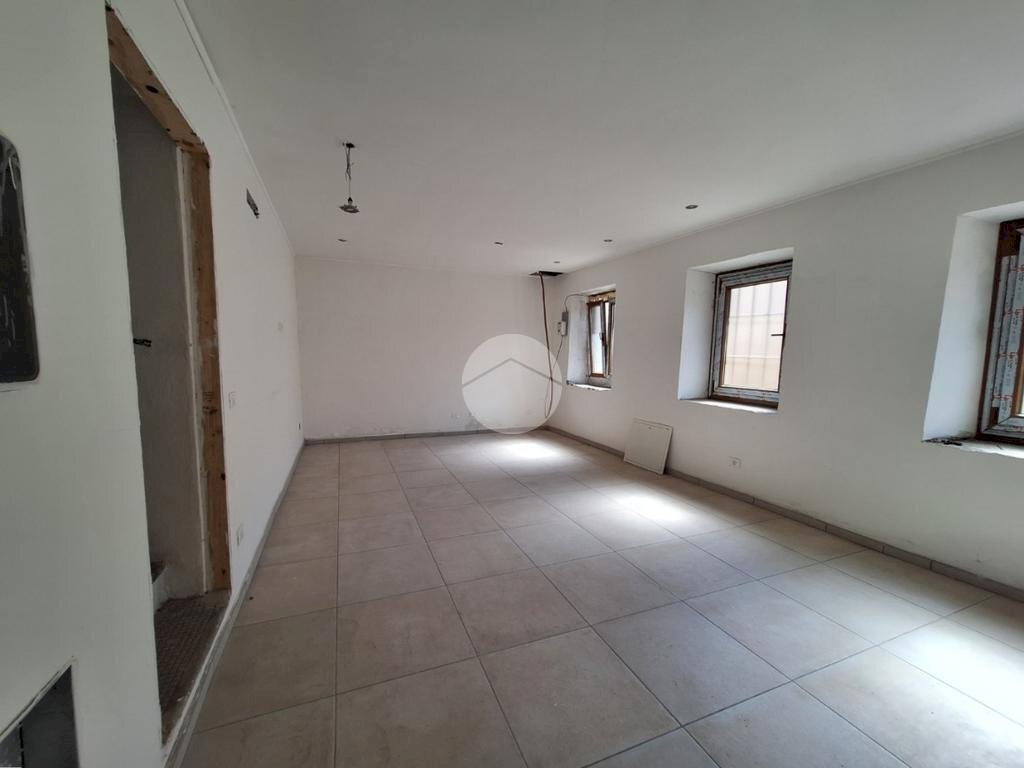 casa indipendente in vendita a Perosa Canavese