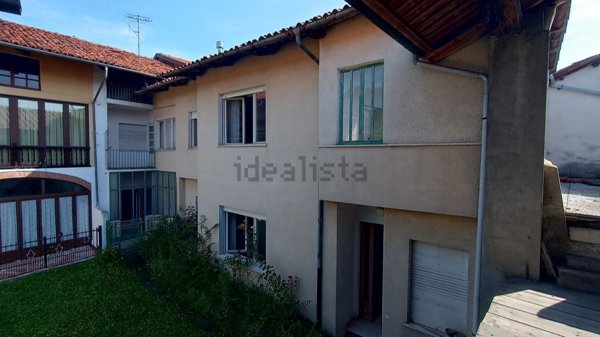 casa indipendente in vendita a Perosa Canavese