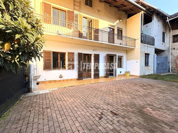 casa indipendente in vendita a Perosa Canavese