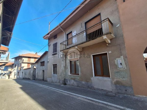 casa indipendente in vendita a Perosa Canavese