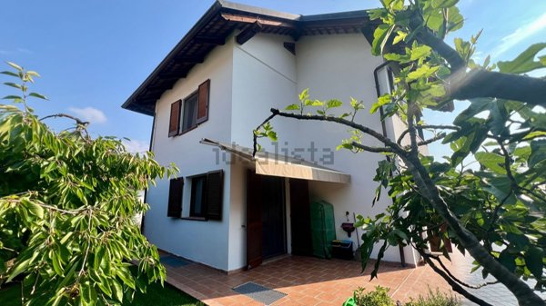 casa indipendente in vendita a Perosa Canavese