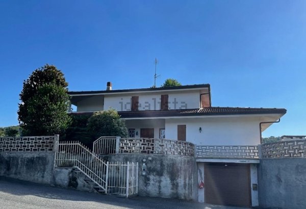casa indipendente in vendita a Perosa Canavese