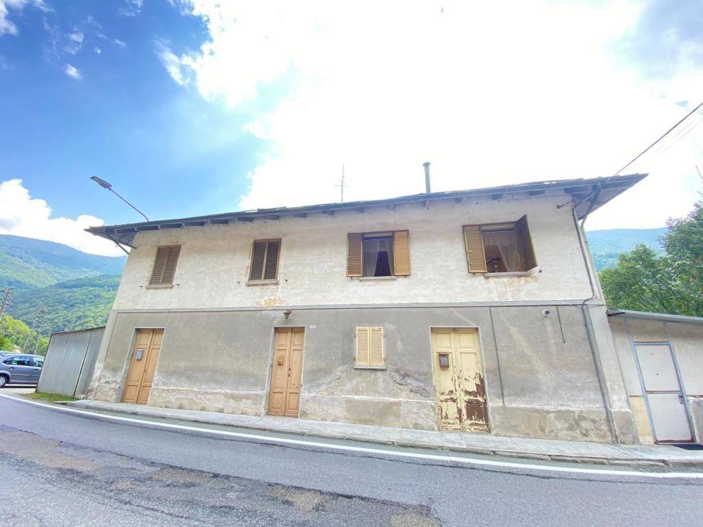 appartamento in vendita a Perrero