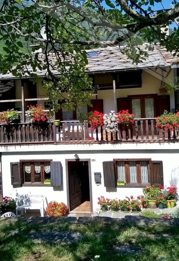 casa indipendente in vendita a Perrero