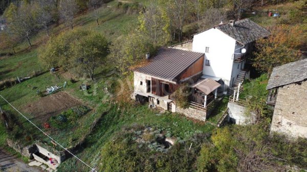 appartamento in vendita a Perrero