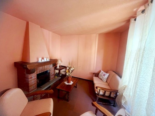 casa semindipendente in vendita a Perrero