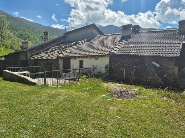 appartamento in vendita a Perrero