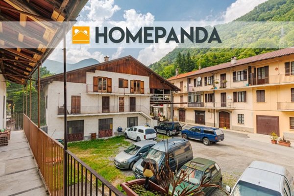 casa indipendente in vendita a Perrero