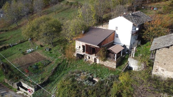 appartamento in vendita a Perrero