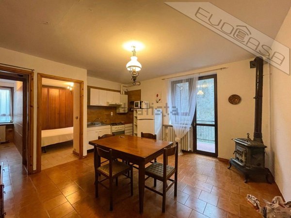 appartamento in vendita a Perrero