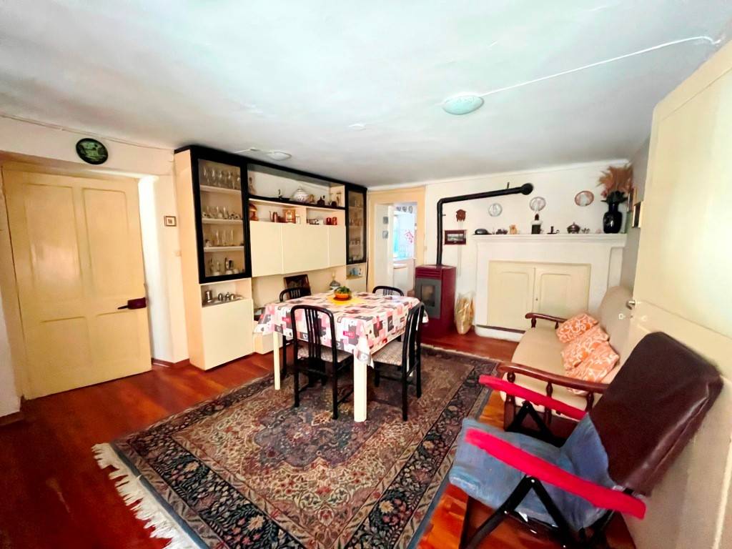 appartamento in vendita a Perrero