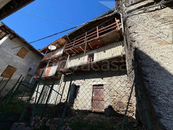 attico in vendita a Perrero