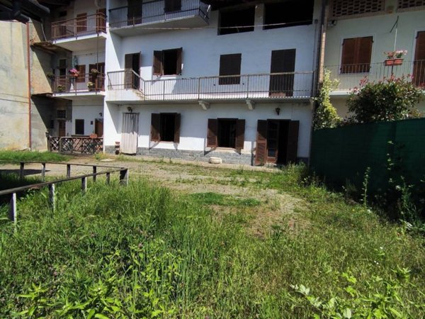 casa indipendente in vendita a Pertusio