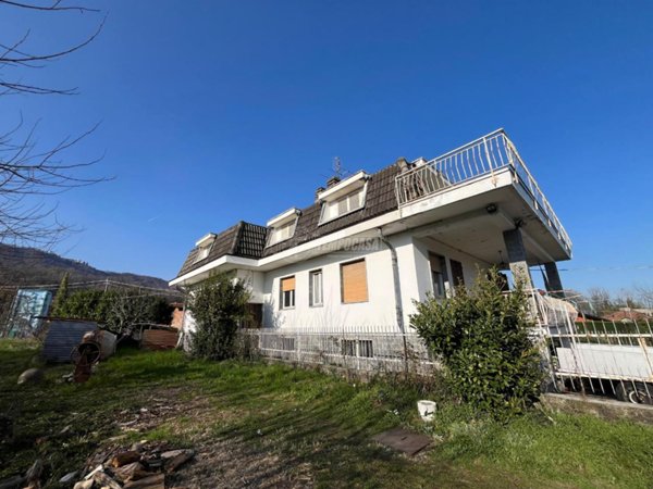 casa indipendente in vendita a Pertusio